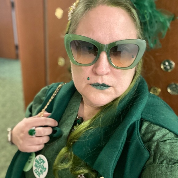 Meet your Posher, Serenity - Picture 3 of 7